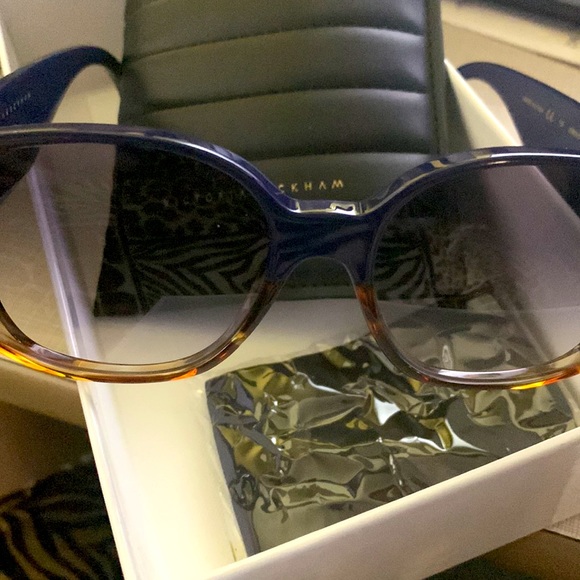 Made in Italy Original Victoria Beckham sunglasses original case/ box - Picture 2 of 14